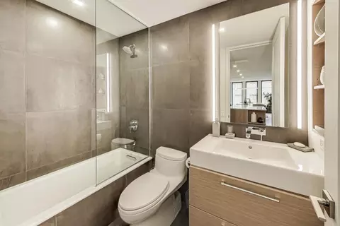 Bath - 100 E Walton St #15DE, Chicago, IL 60611 photo 3 of 3