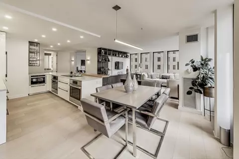 Dining - 100 E Walton St #15DE, Chicago, IL 60611 photo 1 of 2
