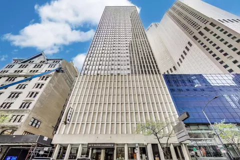 100 E Walton St #15DE, Chicago, IL 60611