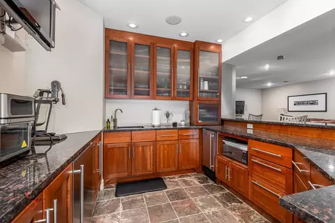 Kitchen - 2951 E 1489th Rd, Ottawa, IL 61350 photo 6 of 6