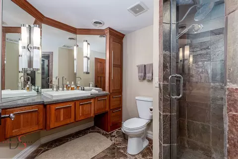 Bath - 2951 E 1489th Rd, Ottawa, IL 61350 photo 3 of 7