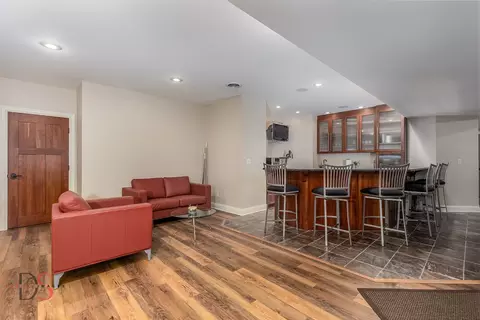 Living - 2951 E 1489th Rd, Ottawa, IL 61350 photo 3 of 4
