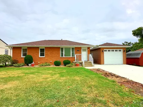 703 Iowa Ave, Streator, IL 61364