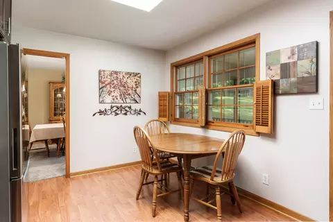 Dining - 11752 Love Rd, Roscoe, IL 61073 photo 3 of 3