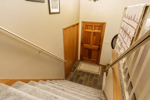 Entry Way - 11752 Love Rd, Roscoe, IL 61073 photo 2 of 3