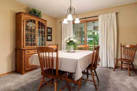 Dining - 11752 Love Rd, Roscoe, IL 61073 photo 1 of 3