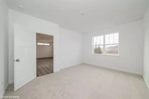 383 Masters Dr, Addison, IL 60101 photo 8
