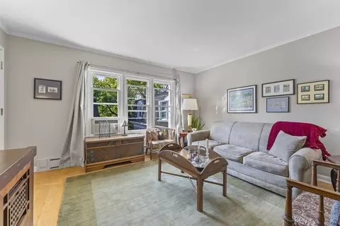2135 Central St #3W, Evanston, IL 60201 photo 4
