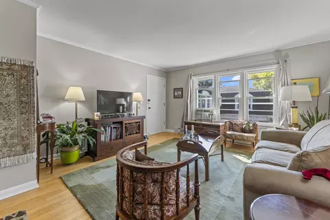 2135 Central St #3W, Evanston, IL 60201 photo 6