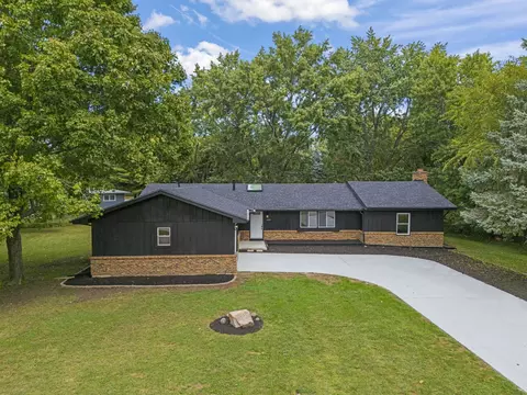 24726 W Pleasant Ct, Plainfield, IL 60586