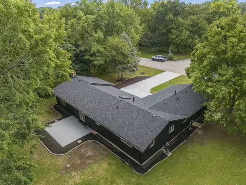 View/Area - 24726 W Pleasant Ct, Plainfield, IL 60586 photo 2 of 8