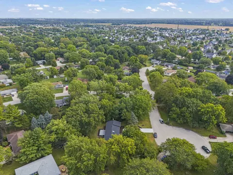 View/Area - 24726 W Pleasant Ct, Plainfield, IL 60586 photo 7 of 8