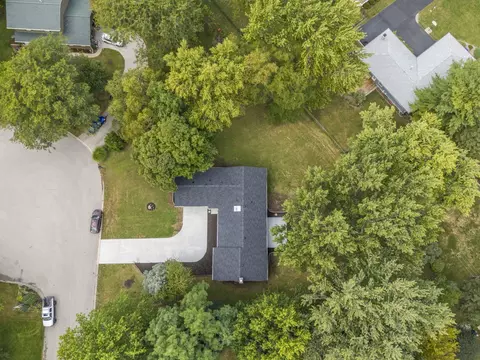 View/Area - 24726 W Pleasant Ct, Plainfield, IL 60586 photo 3 of 8