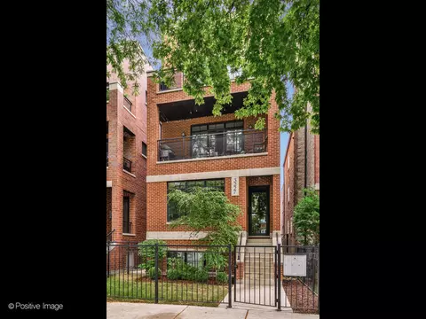 3227 N Racine Ave #1, Chicago, IL 60657