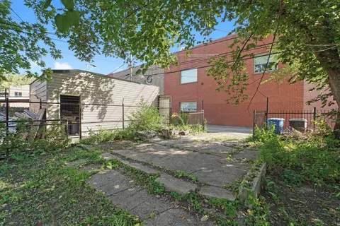 Exterior - 1513 S Komensky Ave, Chicago, IL 60623 photo 4 of 4