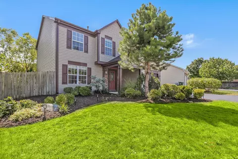 1349 Spalding Dr, Mundelein, IL 60060