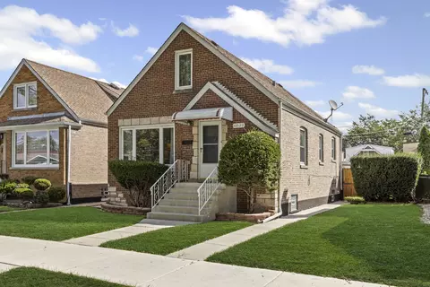 6039 S Kilbourn Ave, Chicago, IL 60629