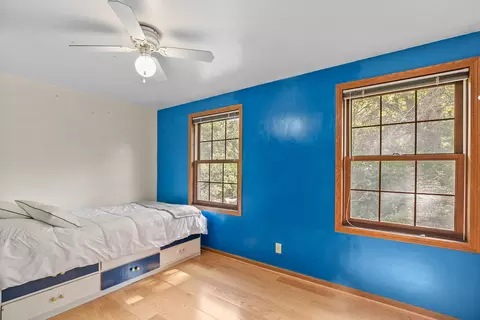 Bedroom - 555 Basil Rd, Lake Bluff, IL 60044 photo 1 of 3