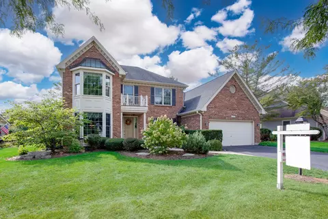 582 Partridge Dr, West Chicago, IL 60185
