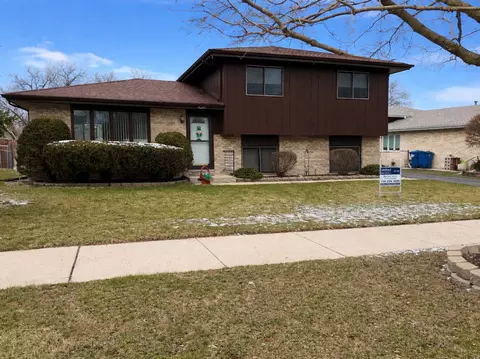 4240 143rd St, Crestwood, IL 60418
