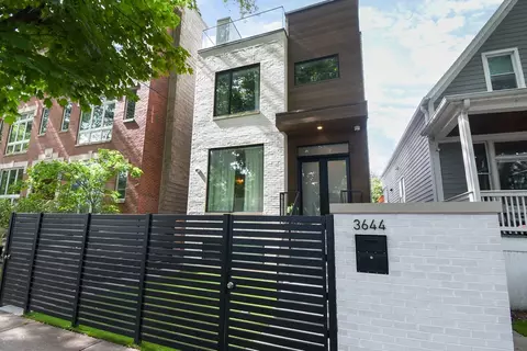 3644 N Bosworth Ave, Chicago, IL 60613