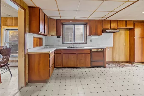 Kitchen - 604 4th St, Harvard, IL 60033 photo 1 of 2