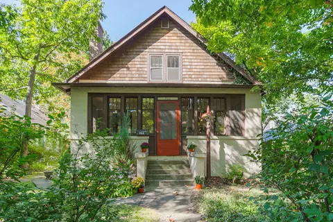 362 Newman Ct, Lake Bluff, IL 60044