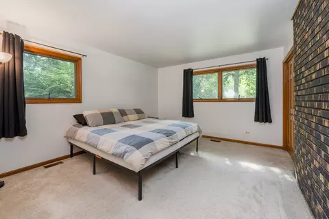 900 Ruth Dr, Elgin, IL 60123 photo 11