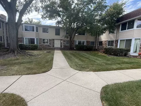 3108 Roberts Dr #6, Woodridge, IL 60517