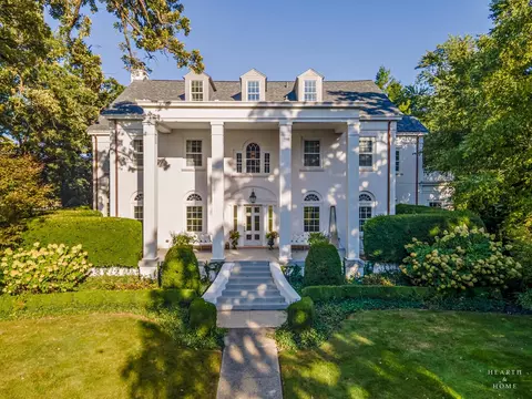615 Lake Ave, Crystal Lake, IL 60014