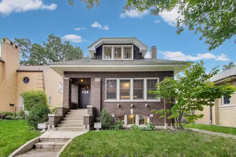 5645 N Virginia Ave, Chicago, IL 60659