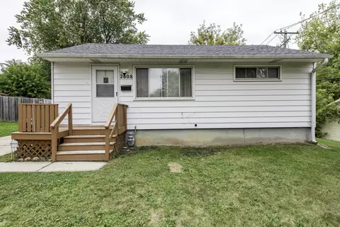 2608 Menominee Rd, Waukegan, IL 60087