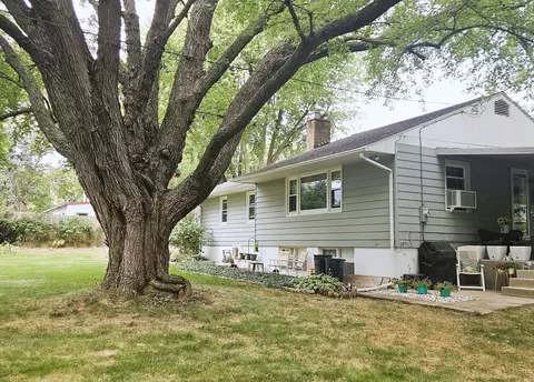 1124 Steinmann St, Dixon, IL 61021 photo 34