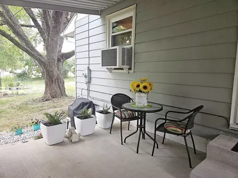 1124 Steinmann St, Dixon, IL 61021 photo 29