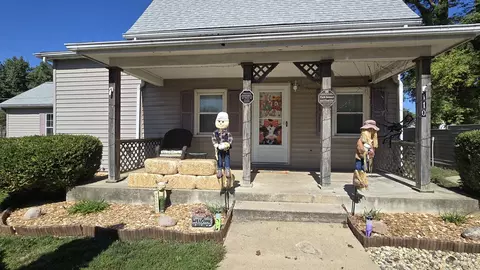 110 E Crosley St, Kenney, IL 61749