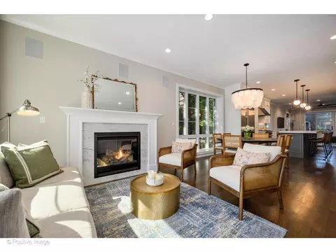 Living - Undisclosed, Chicago, IL 60614 photo 4 of 7