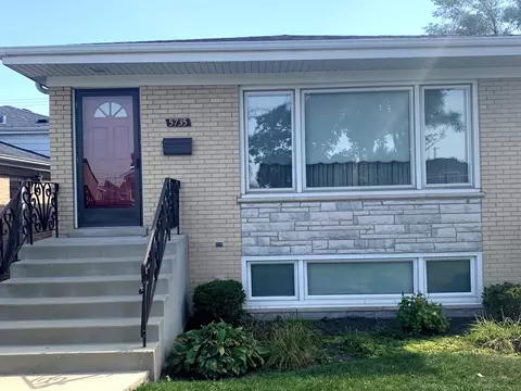 5735 N Oketo St, Chicago, IL 60631