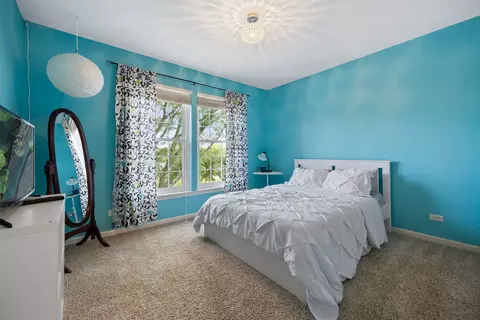 Bedroom - 2915 Spinnaker Dr, Aurora, IL 60503 photo 2 of 6