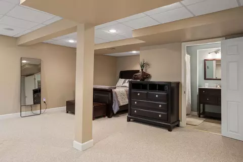 Bedroom - 2915 Spinnaker Dr, Aurora, IL 60503 photo 5 of 6