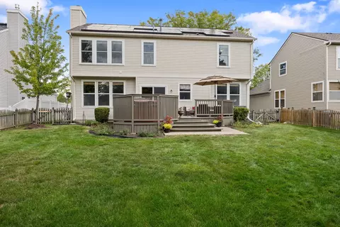 Exterior - 2915 Spinnaker Dr, Aurora, IL 60503 photo 4 of 5