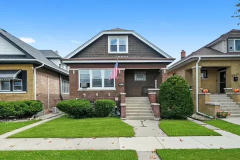 3829 Wisconsin Ave, Berwyn, IL 60402