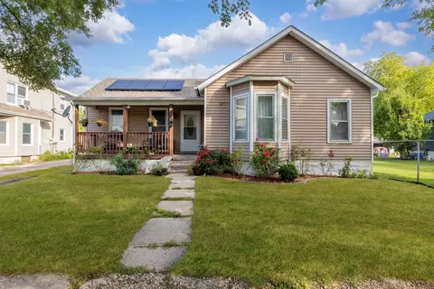557 Columbia St, Joliet, IL 60432