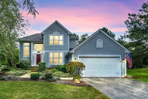 327 Garrison Cir, Port Barrington, IL 60010