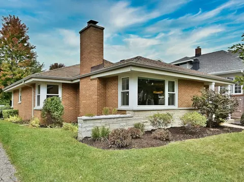 314 N Elm Ave, Elmhurst, IL 60126