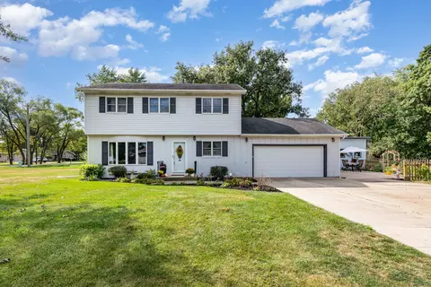 Exterior - 3800 Amber Ct, Plainfield, IL 60586 photo 1 of 11