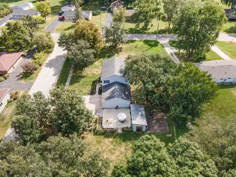 View/Area - 3800 Amber Ct, Plainfield, IL 60586 photo 6 of 9