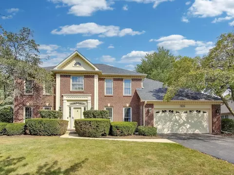 626 Alexandria Dr, Naperville, IL 60565