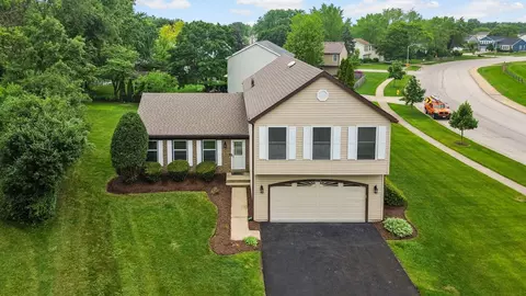 2254 Blacksmith Dr, Wheaton, IL 60189
