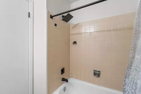 2254 Blacksmith Dr, Wheaton, IL 60189 photo 24