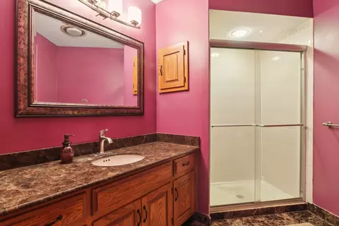 Bath - 2450 Saint Andrews Dr, Olympia Fields, IL 60461 photo 1 of 4